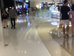 -合生汇购物中心-停车场