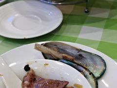 -快乐海鲜城(虎泉街店)