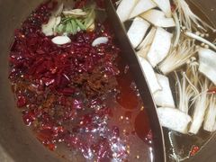 -沸炉重庆老火锅(军事博物馆店)