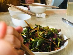 -茅屋大酒店