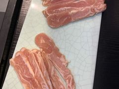 黑猪松板肉-猪啊牛呀羊啊铜盘烤肉(正大广场店)