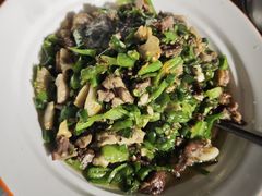 剁椒巴骨肉-冯小炒(巴渝大道店)