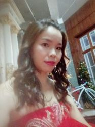 -现代经典婚纱摄影