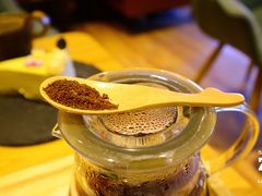 -ZING COFFEE 镜咖啡