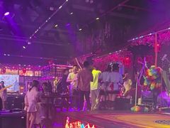 -喜鹊音乐酒馆(西街店)
