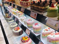 -罗森尼娜(德思勤店)