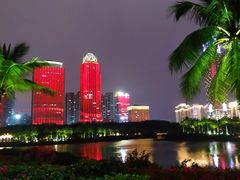 -万绿园