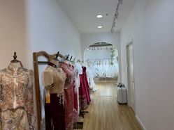 点击看大图 -曼青婚纱礼服馆