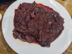-五指山生态小黄牛(皮皮虾海鲜广场店)