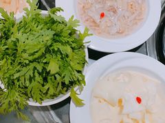 -何鲜菇火锅(大营盘店)