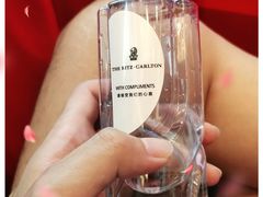 -深圳星河丽思卡尔顿酒店