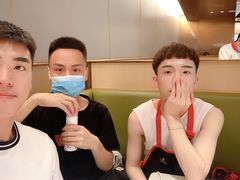 -海底捞火锅(公益西桥店)