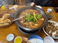 -都江堰石锅鱼