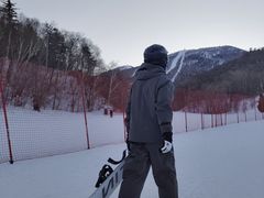 -亚布力新体委滑雪场