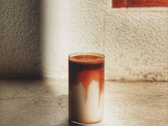 -Line 咖啡(石厦花园店)