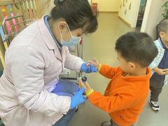 -黄浦乐烁龙鱼宝贝托育园(海潮路校区)