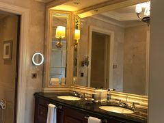 -广州富力丽思卡尔顿酒店