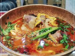 -成都你六姐·牛肉冒菜(上海环宇荟店)