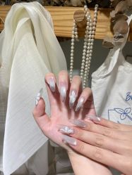 -NEW LOOK-绿麓 · 美甲美睫脱毛工作室