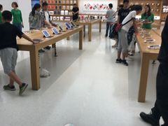 店内环境-Apple零售店(济南恒隆广场店)