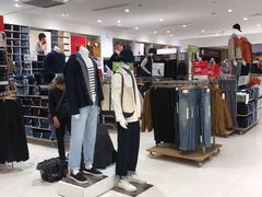 -优衣库(南宁万象城店)