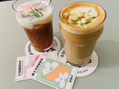 栀子花梨香拿铁-Seesaw Coffee(上生新所店)