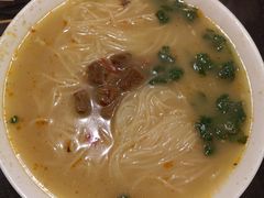 牛肉米线-小街天府(西工小街店)
