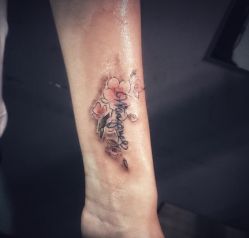 -JOKER TATTOO STUDIO乔克纹身