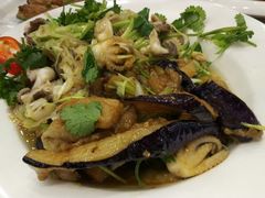 豉油八爪鱼捞茄子-六婶西关小厨(光塔路店)