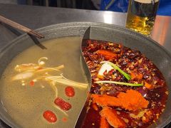 -鹿鸣山草本茶香火锅(园西路店)
