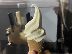-古老冰山特色冰淇淋店(艾提尕尔店)