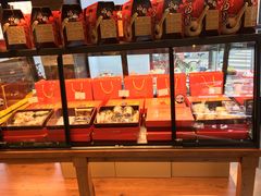 面包甜点陈列柜-津乐园(营口道店)