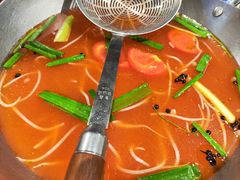 -王奋斗贵州酸汤牛肉火锅
