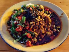 -拈签一笑黄牛肉辣卤串串