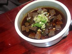 -窄巷子陕菜馆·地道陕西菜(粉巷店)