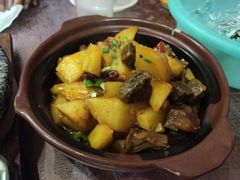 土豆烧牛腩-古田会·肥肠鸡(古田店)