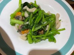 -东来菜馆•手抓海鲜家常菜•海鲜锅贴(鸽子窝店)