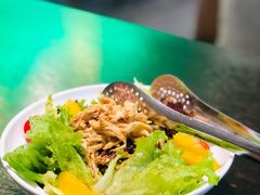 炸鸡肉里克塔色拉-TAMATI(巴黎贝甜韩式西餐厅店)