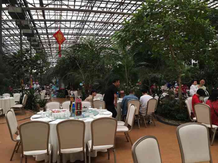 颐和尚景酒店(光谷创业街店)-"环境不错,每次都是晚上去的,不知道白天