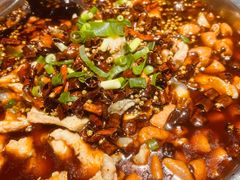 麻辣肥肠鱼-小草房水煮鱼(东关大街店)