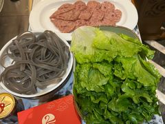-小天鹅火锅·一线江景洪鼎旗舰店(洪崖洞店)