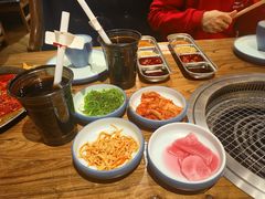 -明洞阿姨·韩式酱蟹烤肉·创意料理(三元桥店)