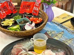 -刘姐啤酒鱼民族演艺餐厅(西街总店)