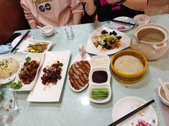 -六和聚传统烤鸭.天津菜(和平店)