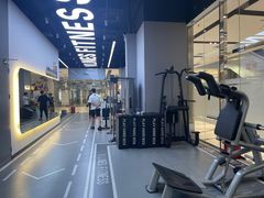 -VLines耀能运动24小时·月付制健身(京广桥店)