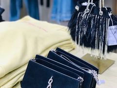 -URBAN REVIVO(济南世茂广场店)