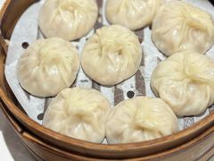 -馋三尺蟹粉小笼(人民广场店)