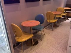 -DQ·蛋糕·冰淇淋(龙湖狮山天街店)