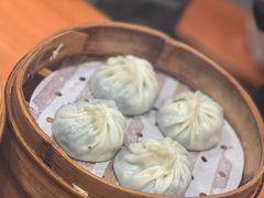 -莱莱小笼·乔艾