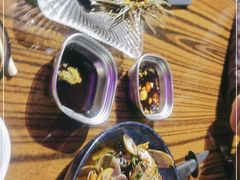-蚝堡海鲜·威海菜·海肠捞饭·烧烤·亚洲吃蚝公司(幸福门店)